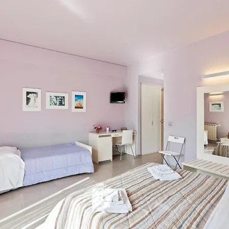 Apartment Villini A Mare La Scogliera Di Ulisse