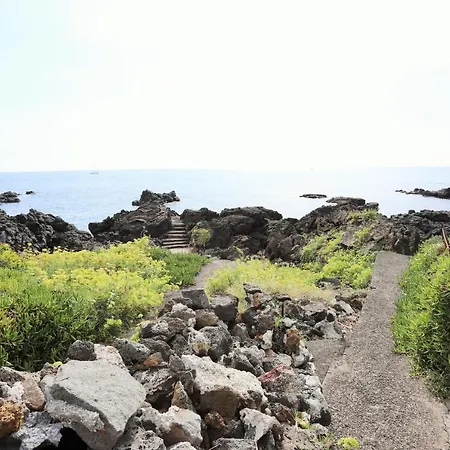 Villini A Mare La Scogliera Di Ulisse Catania